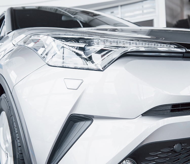 A focused car wash & wax mobile by Armando King Mobile Detailing restores a cloudy headlight.