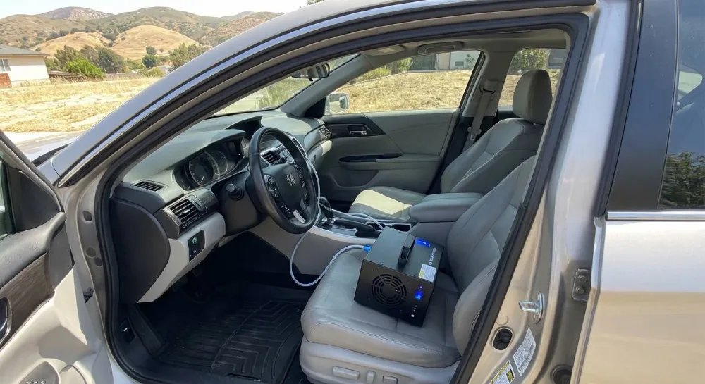 Ozone treatment removing stubborn odors from Porter Ranch vehicle interiors