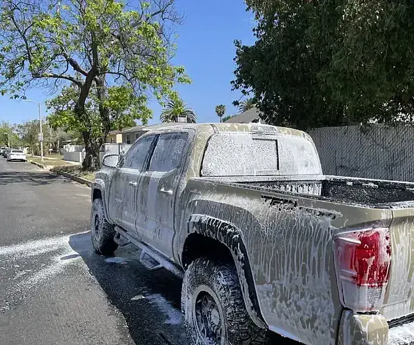Armando King Mobile Detailing tackles an ice covered truck using mobile car detailing service Los Angeles.